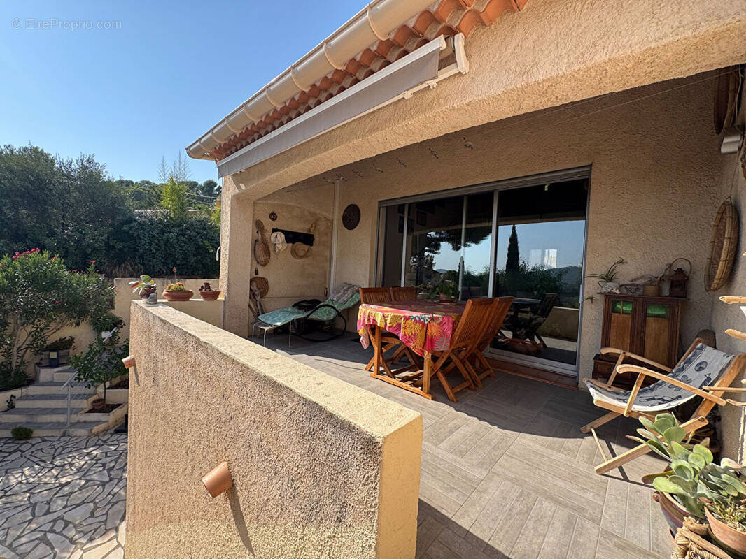 Maison à LA CADIERE-D'AZUR