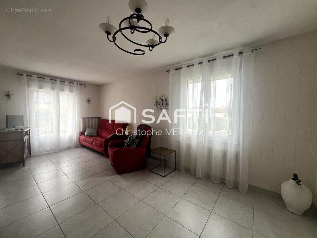 Photo 9 - Maison à INGRANDES