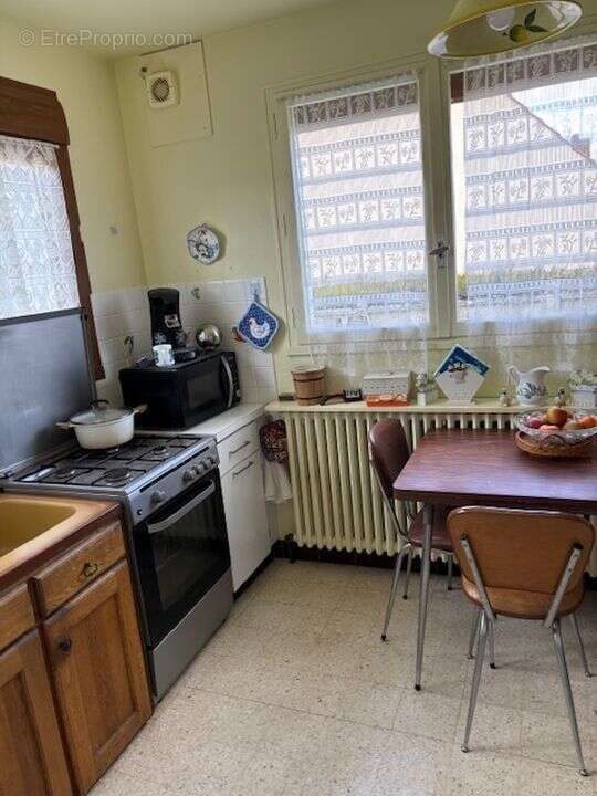 Maison à VILLENEUVE-LA-GUYARD