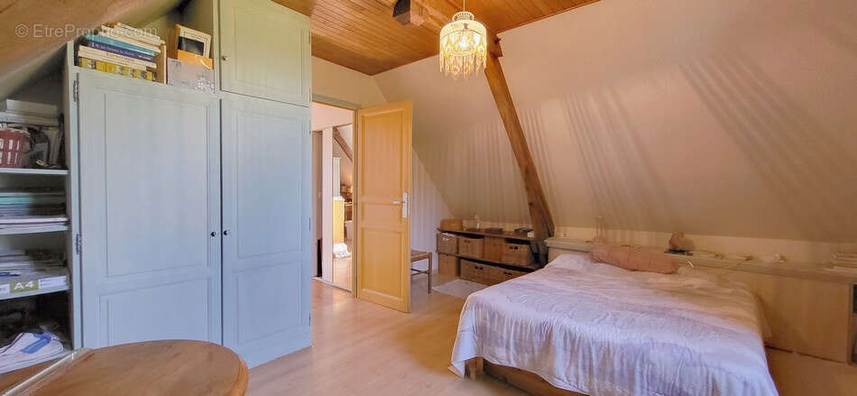 Maison à MONTFAUCON