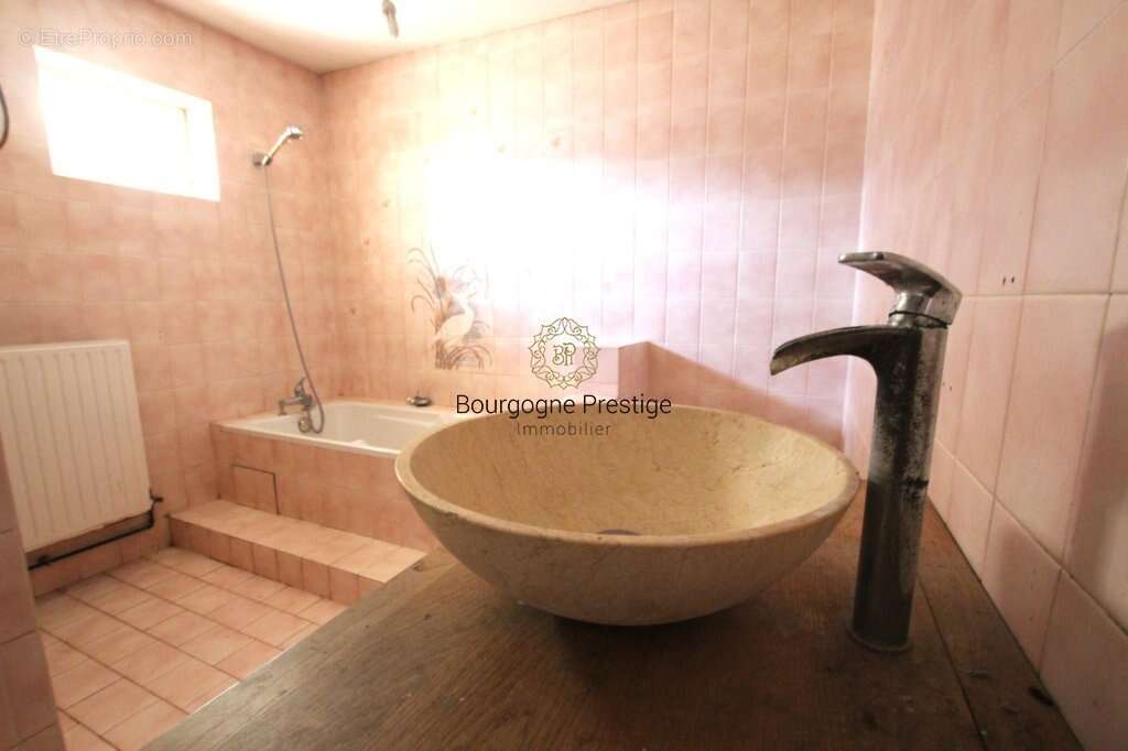 Maison à CUISERY