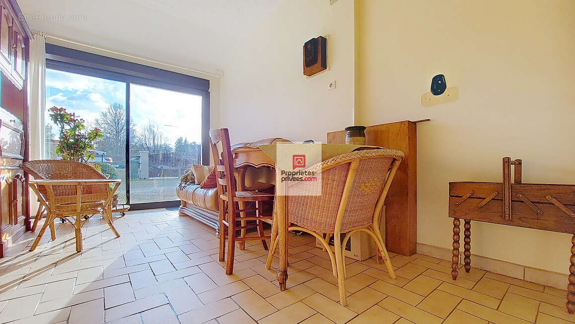Maison à ROUFFIGNAC-SAINT-CERNIN-DE-REILHAC