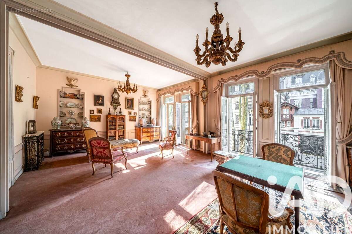 Photo 2 - Appartement à PARIS-7E