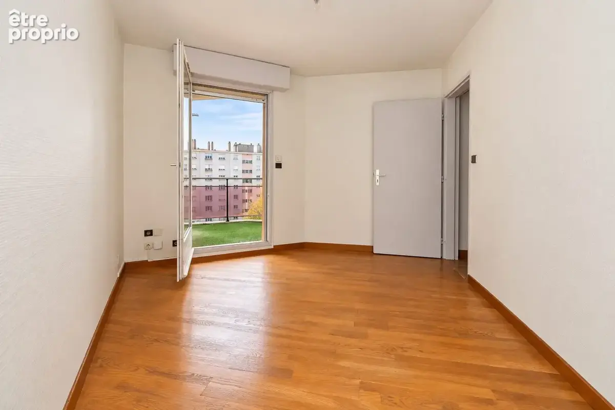Appartement 6 pièces 109 m² à vendre à Dijon (21000) - photo 8