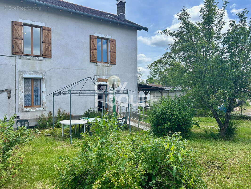 Maison à GOLBEY
