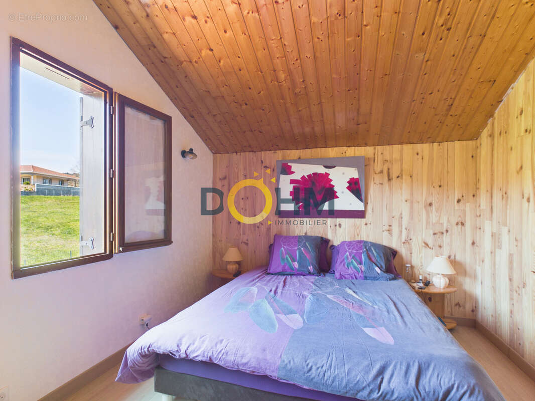 A vendre chalet a saint-ferreol des cotes, 3 chambres, grande piece de vie - photo 13