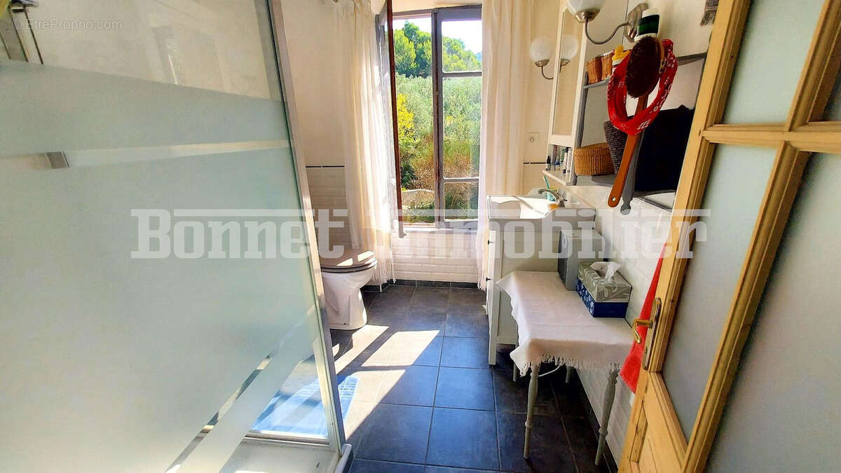 Maison à CHATEAUNEUF-DE-BORDETTE