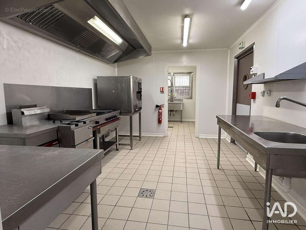 Commerce 480 m² à Cadours  - photo 8