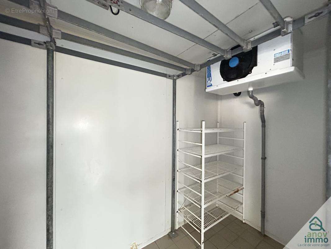 Commerce à VERDILLE