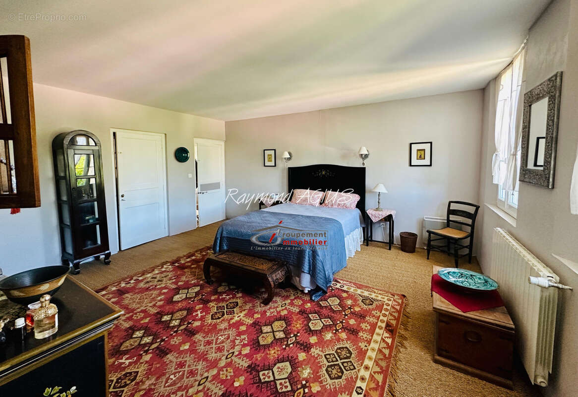 Maison à PORT-SAINTE-FOY-ET-PONCHAPT