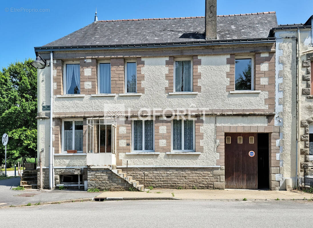 Maison à LANOUEE