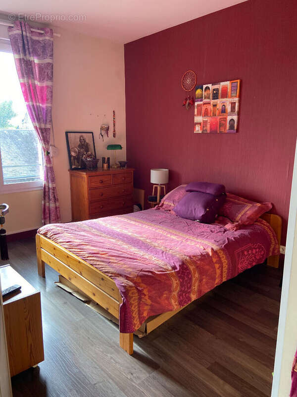 Bel appartement T2 dans Vendôme avec grand garage privatif.. - photo 5