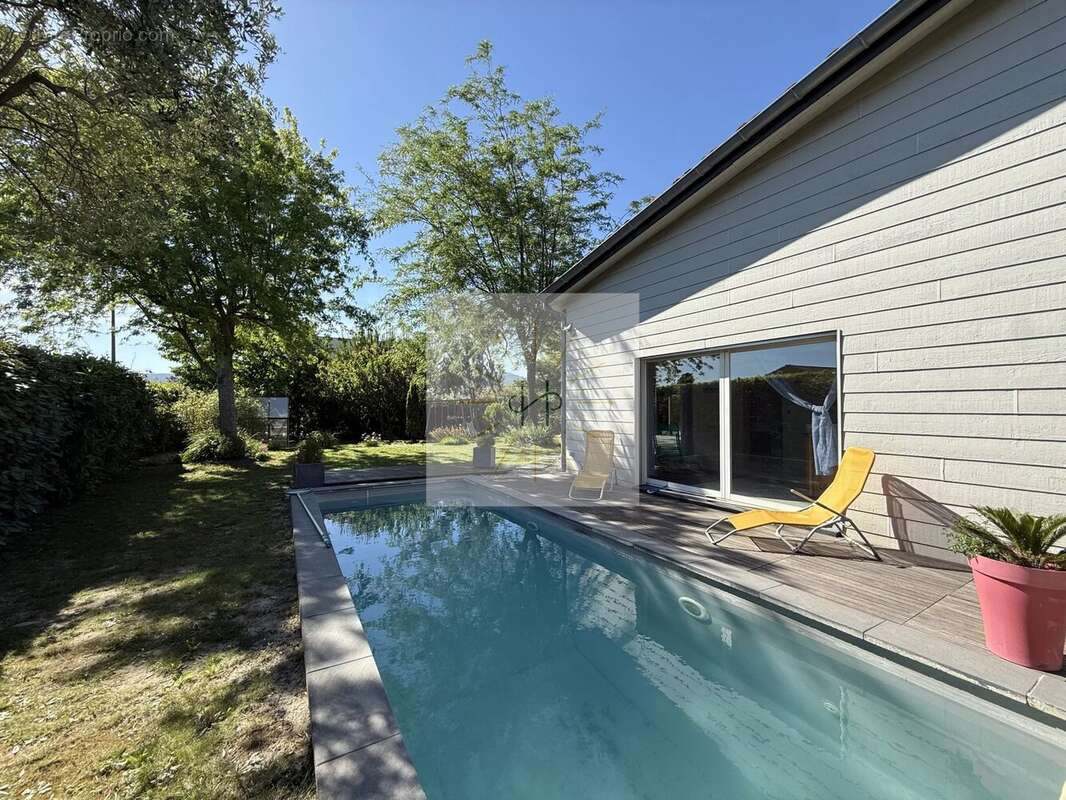 Maison 176 m² à Montelimar  - photo 3