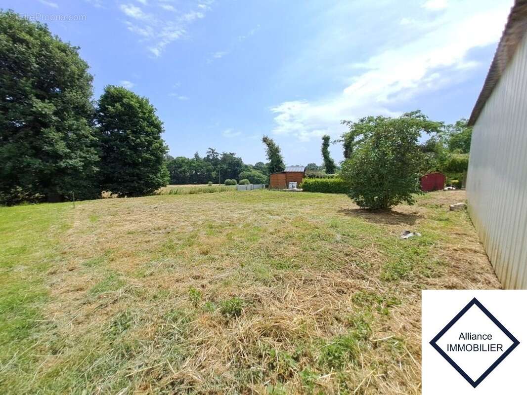 Terrain 440 m² à Landujan  - photo 2