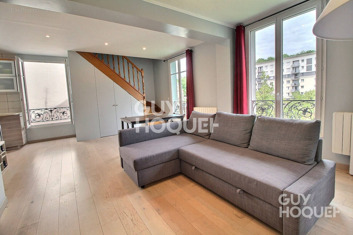 Appartement à CHAVILLE