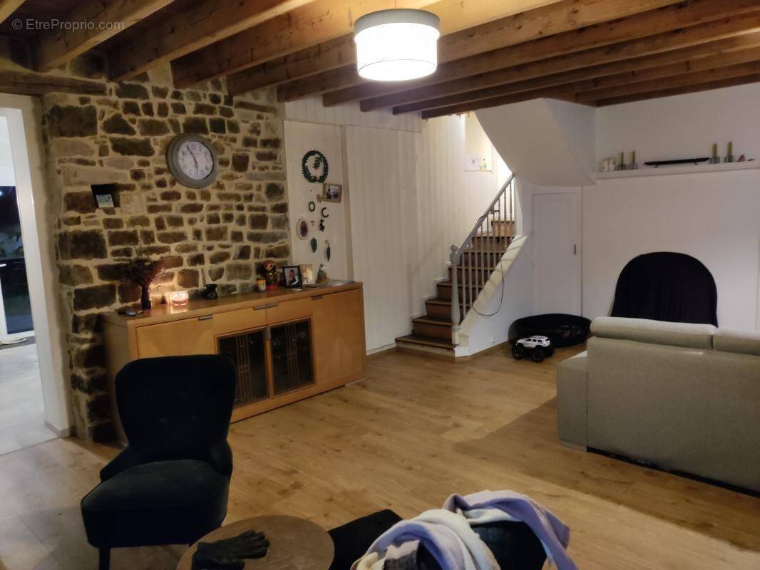 Maison à FIERVILLE-LES-MINES