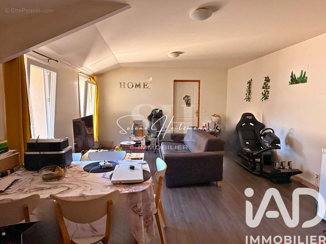 Photo 3 - Appartement à MONTEREAU-FAULT-YONNE