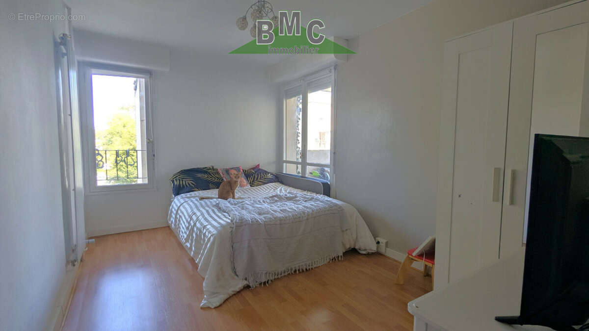 Appartement à LE PLESSIS-BOUCHARD