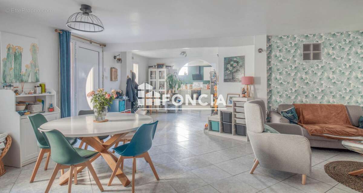 Un air de maison à 2 min de tout – 101 m² avec entrée indépendante et grande terrasse - photo 3