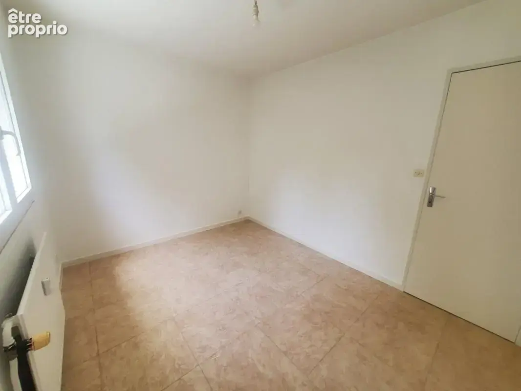 Beau t3 au 3eme etage avec balcon et cave - photo 11