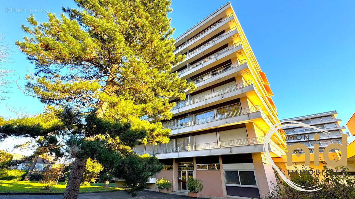 Appartement à MEYLAN