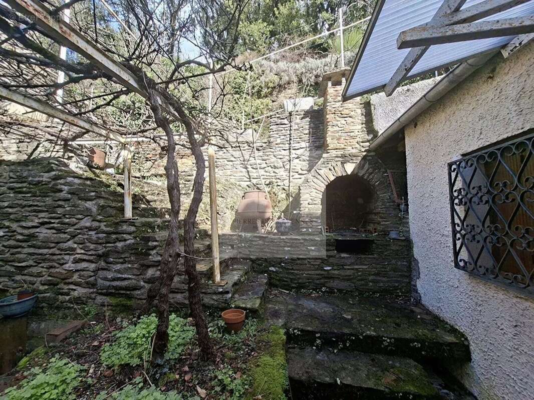 Maison à SAINT-PRIVAT-DE-VALLONGUE
