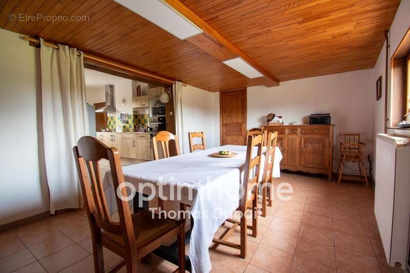 Maison de campagne semi plain-pied sur plus de 5 800 m² - photo 2