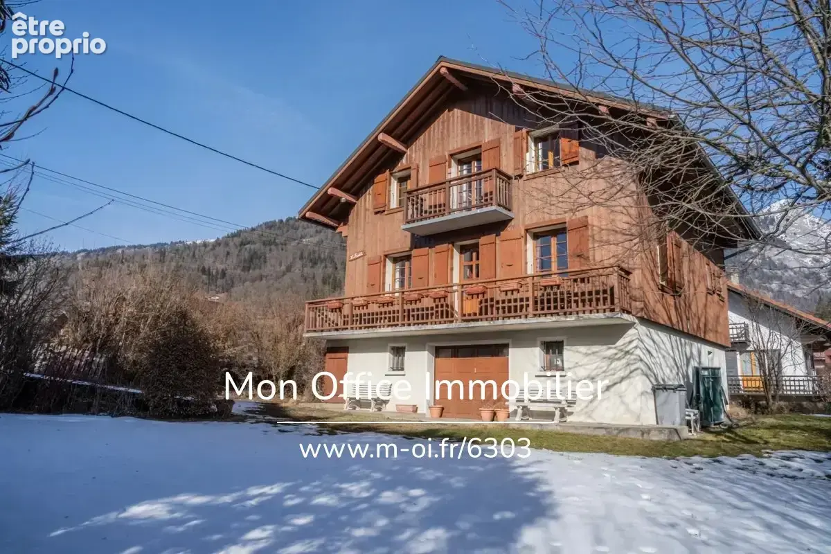 Référence : 6303-TCA. - Chalet familial 8 pièces - Proche centre village - Fort potentiel - Sous-sol complet à Samoëns (74330) - photo 5