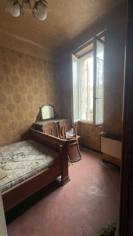 Appartement à MARSEILLE-2E