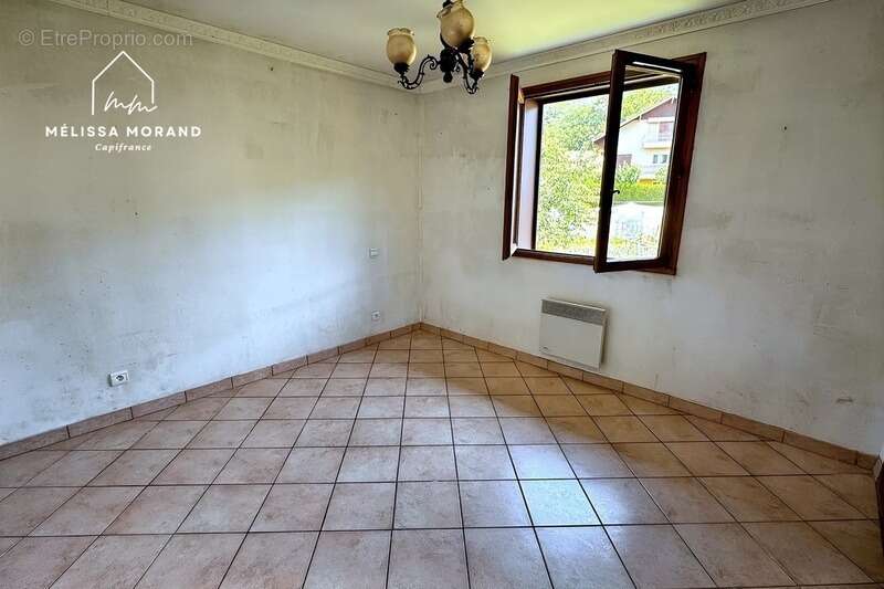 Maison familiale avec terrain de 1100 m2 à vendre 5 pièces, secteur recherché de VINCY à LA BALME DE SILLINGY (74) - FORT POTENT - photo 9