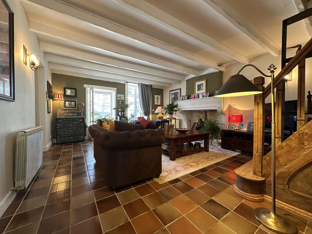 Maison à COURBILLAC