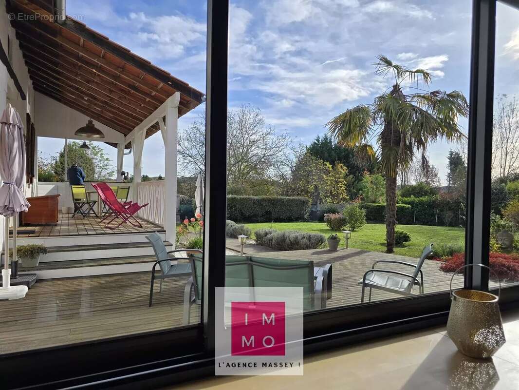 Maison à CASTERA-LOU