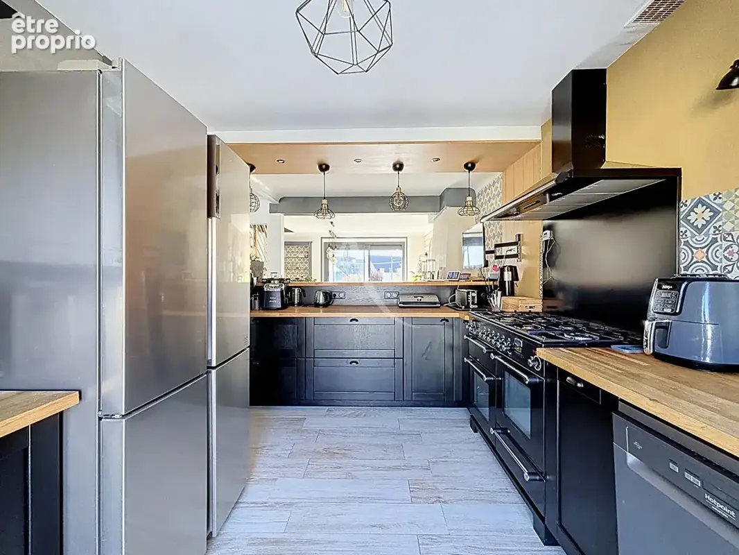 Maison Angers rénovée de 170 m2 avec studio indépendant - photo 2