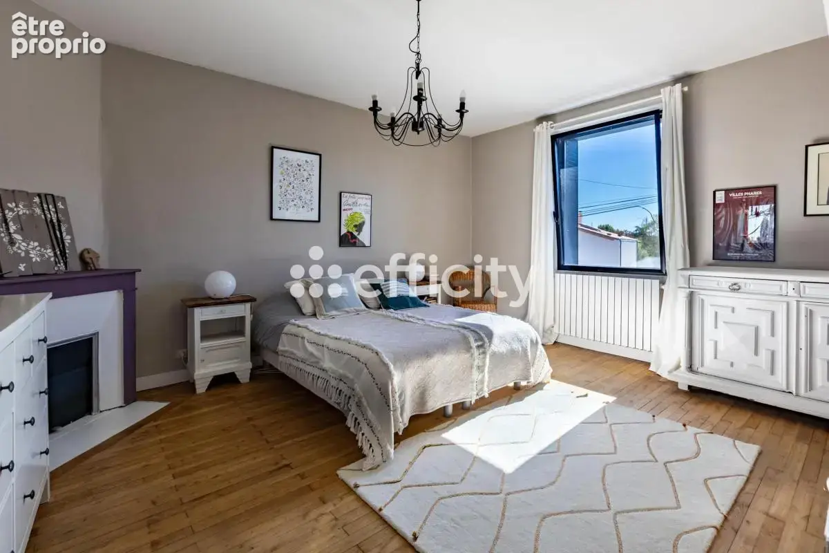 Maison 9 pièces 260 m² à vendre à Saint-Sebastien-Sur-Loire (44230) - photo 20