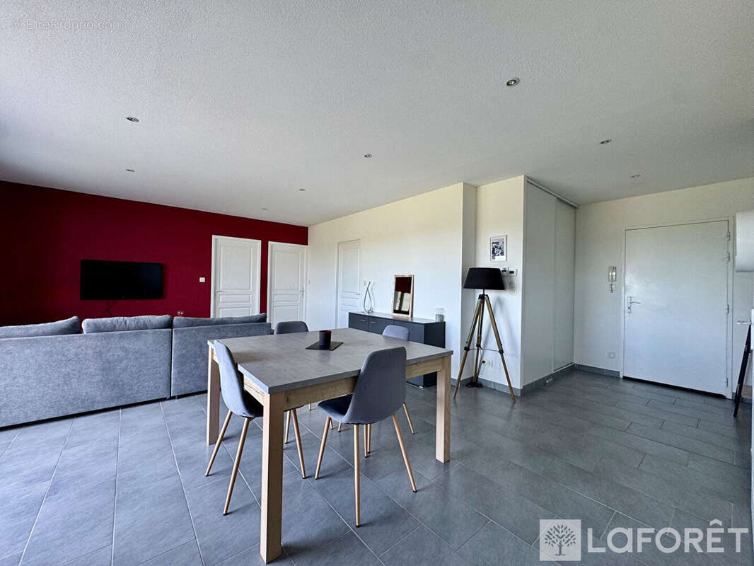 Appartement Les Forges 3 pièce(s) 72.79 m2 - photo 4