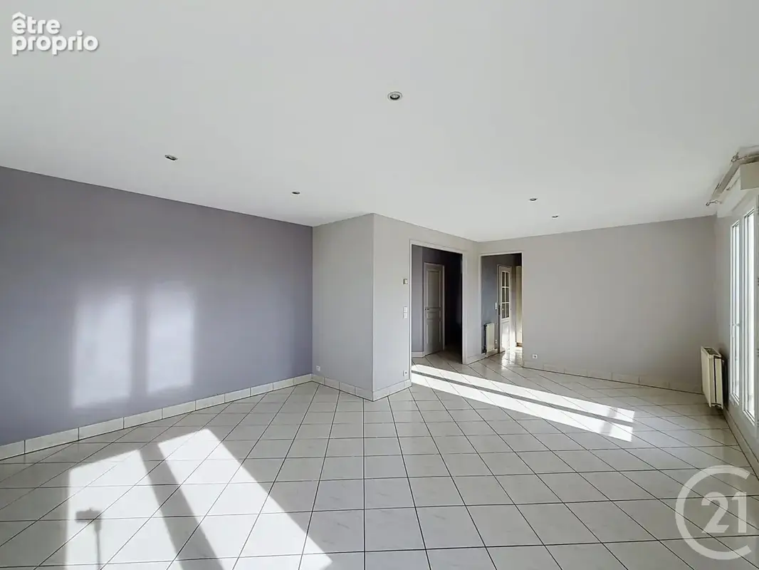Appartement 5 pièces 102 m² à vendre à Chartres (28000) - photo 3