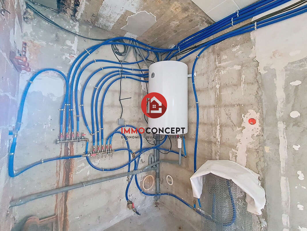 Maison à ROQUEMAURE