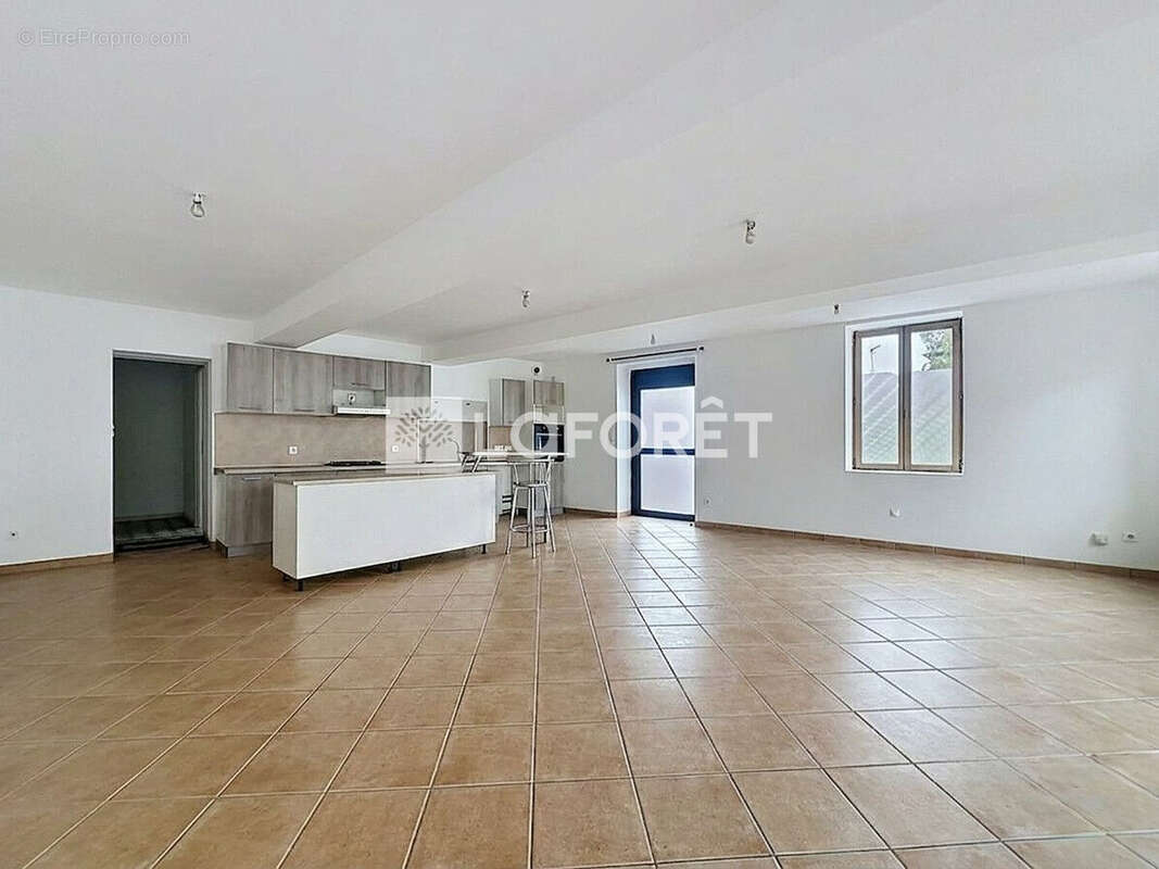 Appartement à vendre Chaneins 3 pièce(s) 80.31 m2 - photo 3