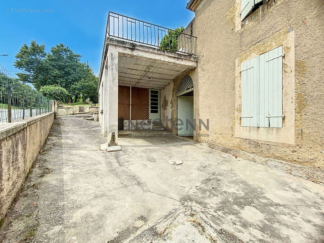 Maison à SEISSAN