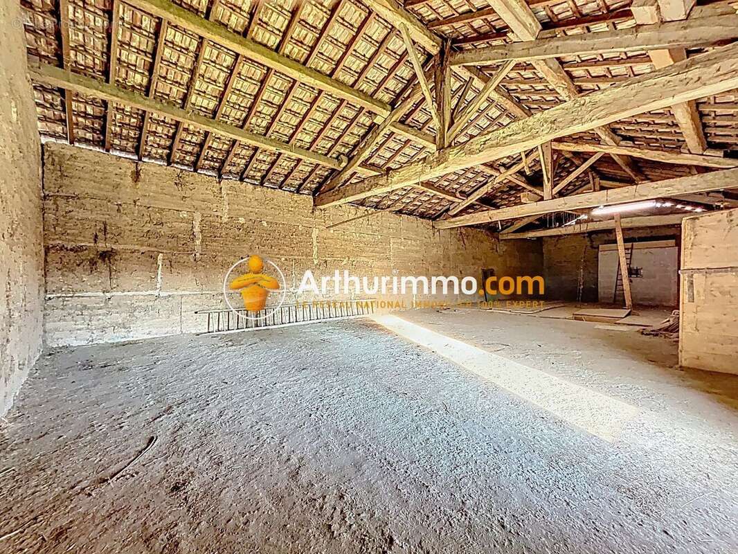 Maison à L&#039;ISLE-D&#039;ABEAU