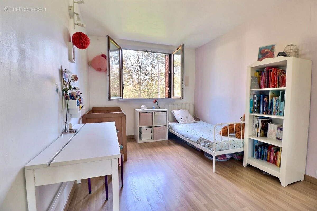 Appartement à L&#039;ETANG-LA-VILLE