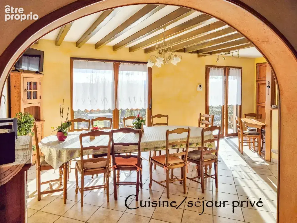 Propriété gîtes environ 300 m2 sur 3300 m2 de terrain - photo 9