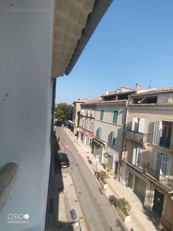 A vendre appartement  2 pièces traversant de 40m2, en dernier étage - PERTUIS (84) - photo 10