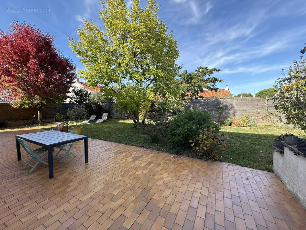 Maison à SAINT-SEBASTIEN-SUR-LOIRE