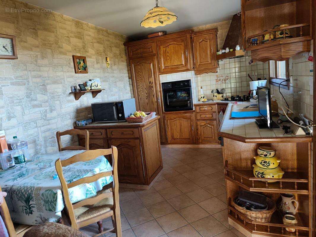 Maison à MONTELIMAR