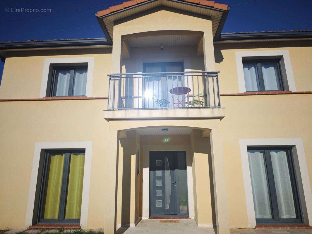 Maison à SAINT-JORY