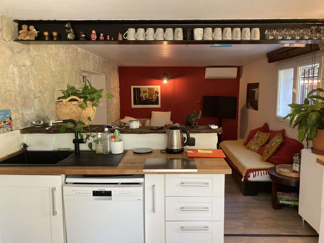 Appartement à L'ISLE-SUR-LA-SORGUE