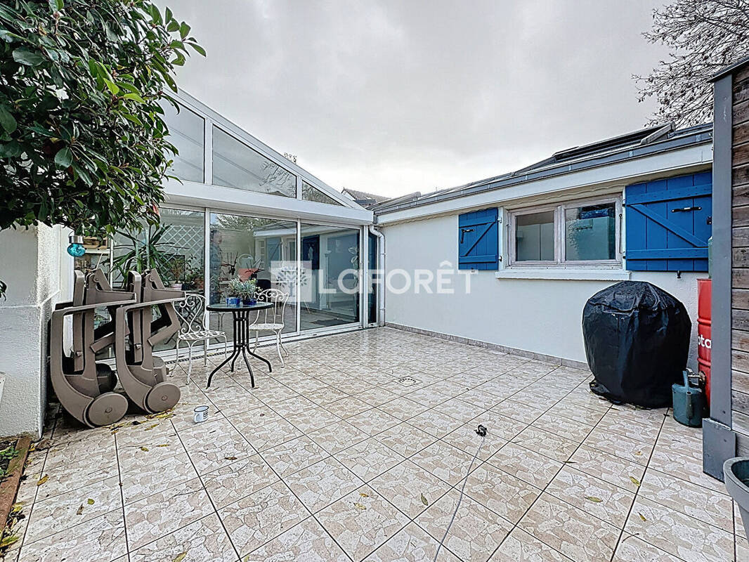 Maison à CHAMPIGNY-SUR-MARNE