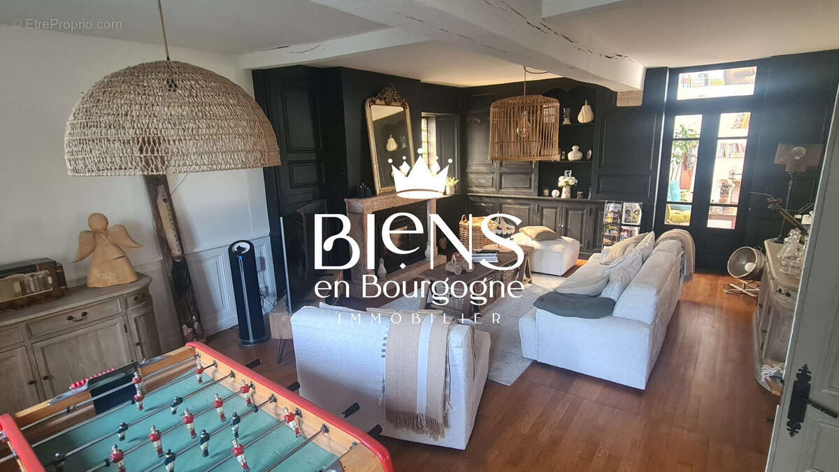 Maison à SEURRE