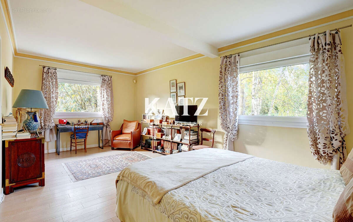 Appartement à VAUCRESSON